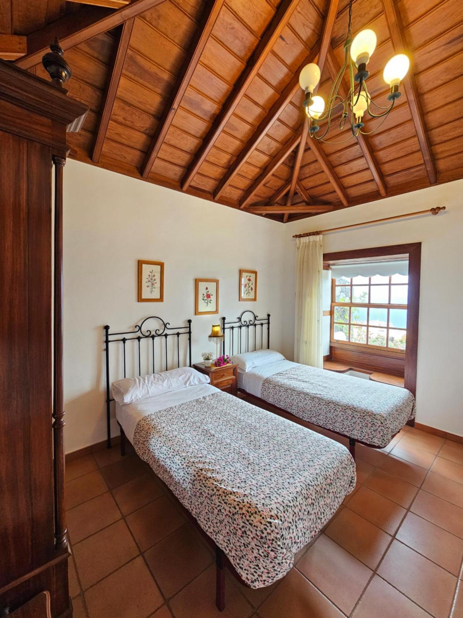 ブレーニャ・バハ Corral De Payo Casita Blancaヴィラ エクステリア 写真
