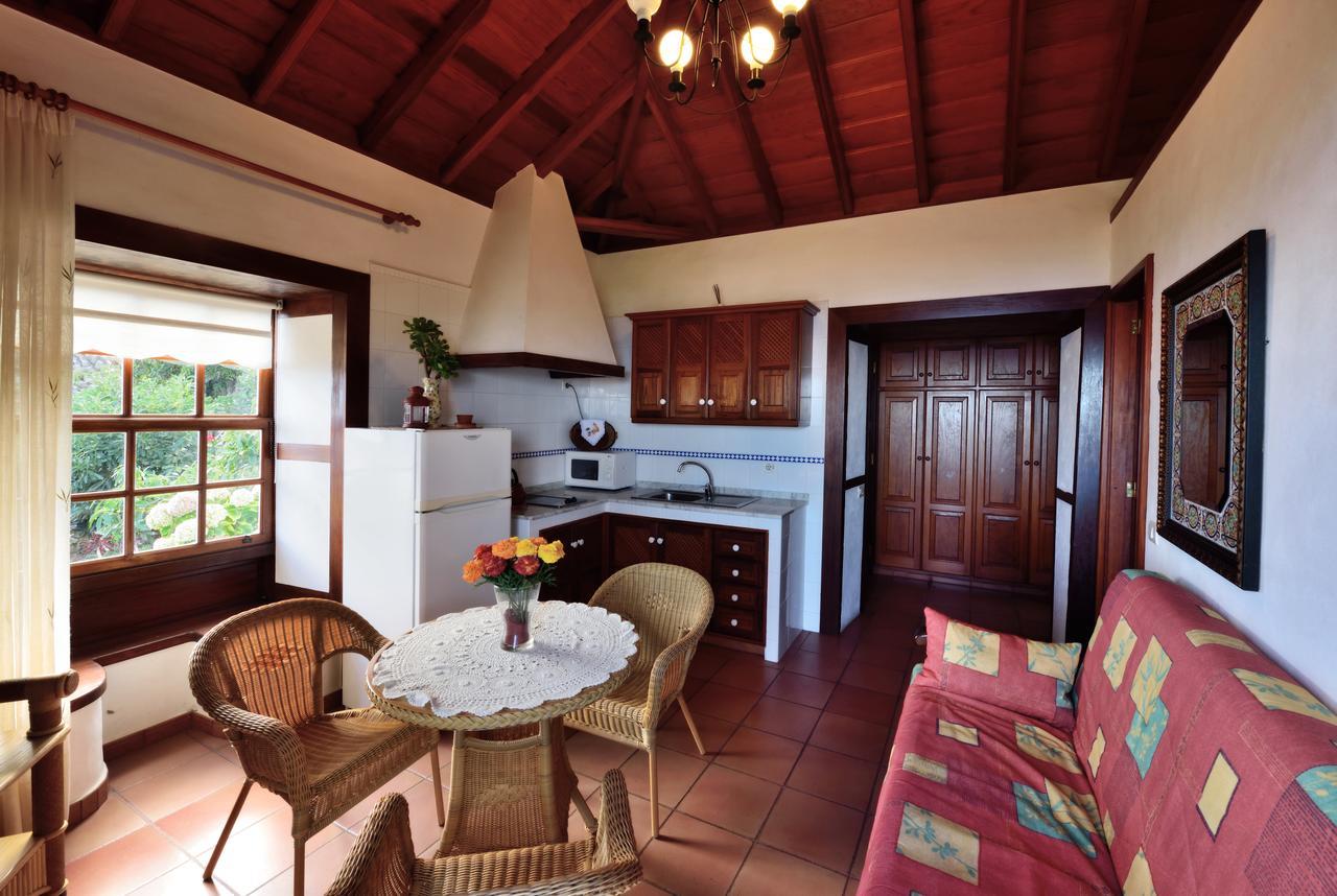 ブレーニャ・バハ Corral De Payo Casita Blancaヴィラ エクステリア 写真